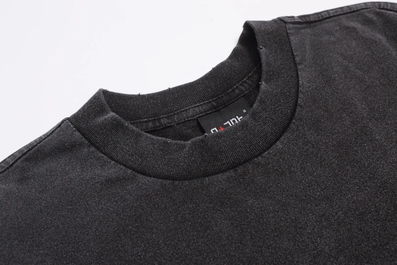 Trendy brand SAINT MICHAEL co-branded TEFLON DISCO washed distressed long-sleeved T-shirt Fabric: 260g Style number: SM10 Size: S-M-L-XL Color: Black Price: P156
